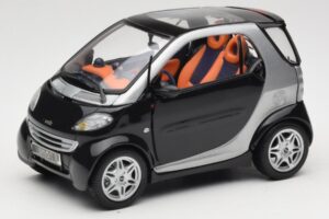 Smart Fortwo Черен Kyosho 1:18 0004830V000C08Q00 Метал