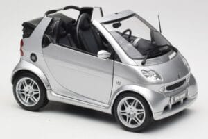 Smart Fortwo W450 Brabus Cabrio Сребрист Дилърско Издание Kyosho 1:18 0017769V001C05Q00 Метал — снимка 6 от 8