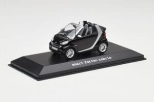 Smart Fortwo Cabrio Дълбоко Черен Minichamps 1:43 Q0022561V001C18Q00 Метал — снимка 2 от 4