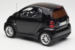 Smart Fortwo Coupe W451 Deep Черен Minichamps 1:18 Q0022563V001C02Q00 Метал — снимка 7 от 8