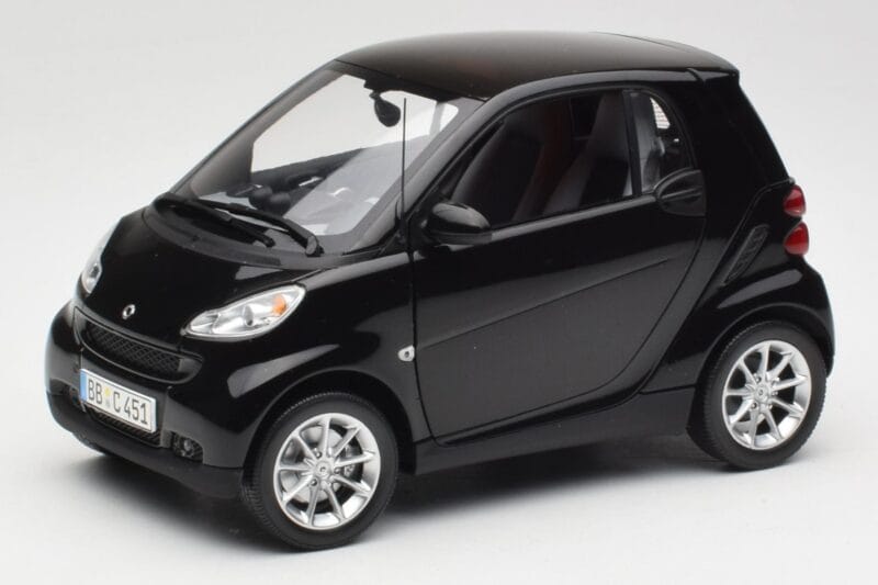Smart Fortwo Coupe W451 Deep Черен Minichamps 1:18 Q0022563V001C02Q00 Метал