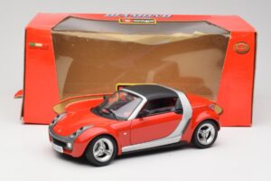 Smart Роудстър Червен Bburago 1:18 34099 Метал — снимка 8 от 8