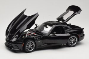 SRT Viper GTS Черен Maisto 1:18 31128 Метал — снимка 2 от 8