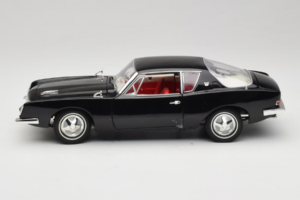 Studebaker Avanti Черен Signature Models 1:18 STUDEBAKER001 Метал — снимка 4 от 8