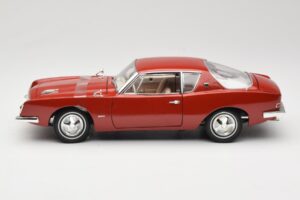 Studebaker Avanti Червен Solido 1:18 421183270 Метал — снимка 4 от 8