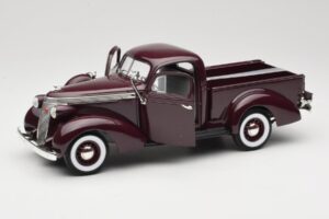 Studebaker Coupe Express Pickup Кафяв American Mint 1:18 92458-R1 Метал — снимка 2 от 8
