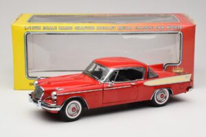 Studebaker Golden Hawk Apache Red Motor City 1:18 80009 Метал — снимка 8 от 8
