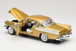 Studebaker Golden Hawk Anson 1:18 30384 Метал — снимка 5 от 8