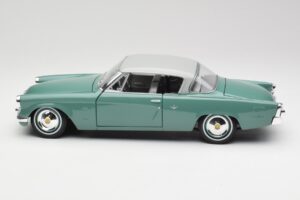 Studebaker Starliner Seafoam Зелен & Shasta Бял Maisto 1:18 31651 Метал — снимка 2 от 8