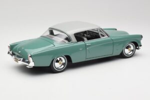 Studebaker Starliner Seafoam Зелен & Shasta Бял Maisto 1:18 31651 Метал — снимка 4 от 8