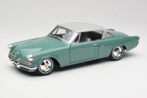 Studebaker Starliner Seafoam Зелен & Shasta Бял Maisto 1:18 31651 Метал