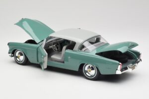 Studebaker Starliner Seafoam Зелен & Shasta Бял Maisto 1:18 31651 Метал — снимка 6 от 8