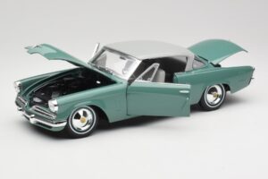 Studebaker Starliner Seafoam Зелен & Shasta Бял Maisto 1:18 31651 Метал — снимка 7 от 8