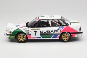 Subaru Legacy RS BC5 Group A #7 C. McRae / D. Ringer Rally Sweden 1992 Otto 1:18 OT1158 Смола — снимка 3 от 6