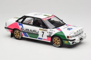 Subaru Legacy RS BC5 Group A #7 C. McRae / D. Ringer Rally Sweden 1992 Otto 1:18 OT1158 Смола — снимка 4 от 6