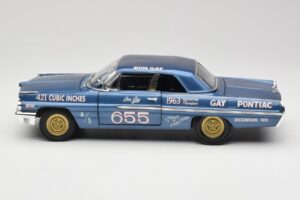 Pontiac Catalina Super Duty Super Stock #655 Синьо 1962 Auto World 1:18 AW201/06 Метал — снимка 4 от 8