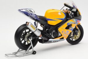 Suzuki GSX-R 1000 Team Alstare Corona Extra T. Corser WSB 2005 Minichamps 1:12 122052211 Метал — снимка 3 от 6