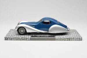 Talbot-Lago T150 C-SS Coupe Син Сребрист Minichamps 1:18 107117122 Смола — снимка 3 от 6