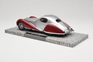 Talbot-Lago T150 C-SS Coupe Сребрист Червен Minichamps 1:18 107117121 Смола — снимка 5 от 6