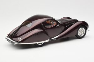 Talbot-Lago T150 C-SS Figoni & Falaschi Teardrop Тъмно Бордо Металик CMC 1:18 M-179 Метал — снимка 5 от 6