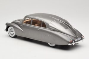 Tatra 87 Сив MCG 1:18 MCG18068 Метал — снимка 5 от 6