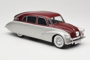 Tatra 87 Сребрист & Тъмночервен MCG 1:18 MCG18067 Метал — снимка 4 от 6