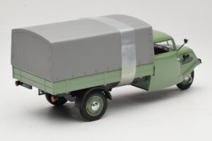 Tempo Dreirad Canvas Зелен Minichamps 1:18 180099020 Метал — снимка 3 от 8