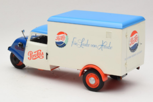 Tempo Dreirad Kastenwagen Pepsi Minichamps 1:18 150099024 Метал — снимка 7 от 8