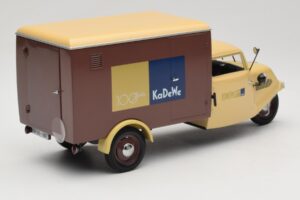 Tempo Hanseat 100 Jahre KaDeWe Minichamps 1:18 686354688 Метал — снимка 3 от 8