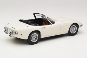 Toyota 2000 GT Кабриолет Бял James Bond Collection AUTOart 1:18 78731 Метал — снимка 3 от 8