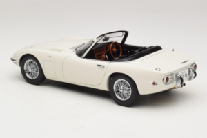 Toyota 2000 GT Кабриолет Бял James Bond Collection AUTOart 1:18 78731 Метал — снимка 7 от 8