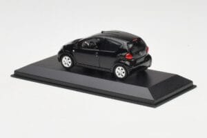 Toyota Aygo AB10 Черен Minichamps 1:43 400166401 Метал — снимка 3 от 4