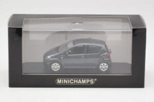 Toyota Aygo AB10 Grey Metallic Minichamps 1:43 AYGO001 Метал — снимка 4 от 4
