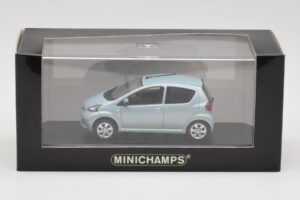 Toyota Aygo Light Blue Metallic Minichamps 1:43 TOYOTA012 Метал — снимка 4 от 4