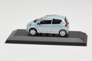 Toyota Aygo Light Blue Metallic Minichamps 1:43 TOYOTA012 Метал
