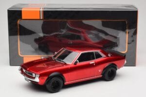 Toyota Celica 2000 GT RA21 Solar Red IXO 1:18 18CMC190 Метал — снимка 6 от 6