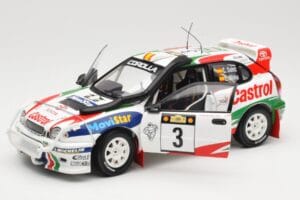 Toyota Corolla WRC #3 C. Sainz / L. Moya Safari Rally 1999 AUTOart 1:18 89982 Метал — снимка 2 от 8
