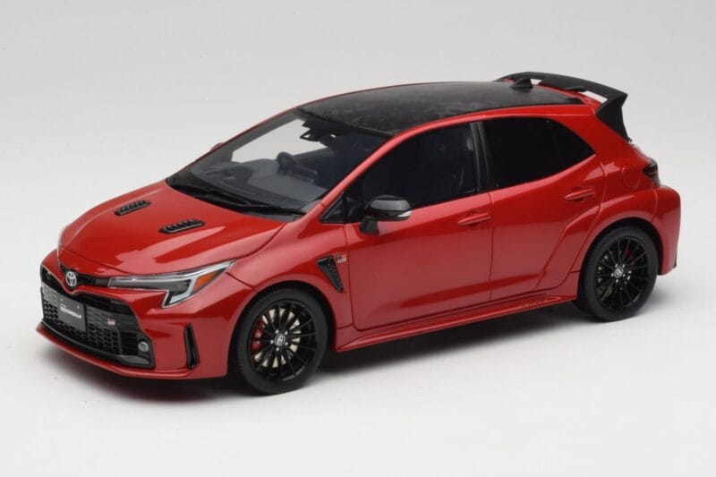 Toyota GR Corolla Circuit Edition E210 Supersonic Red Otto 1:18 OT1072 Смола