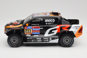 Toyota GR DKR Hilux Evo #211 H. Lategan / B. Cummings Rally Dakar 2025 IXO 1:18 18RMC237 Метал — снимка 3 от 6