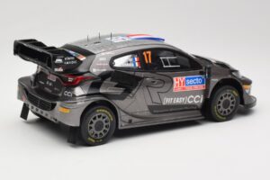 Toyota GR Yaris Rally1 #17 Toyota Gazoo Racing WRT S. Ogier / V. Landais Rally Finland 2024 IXO 1:18 18RMC216 Метал — снимка 2 от 6