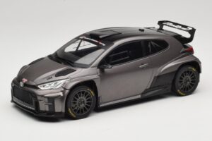Toyota GR Yaris Rally2 Сив IXO 1:18 18CMC210 Метал