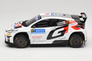 Toyota GR Yaris Rally2 #37 Y. Yamamoto Rally Finland 2024 IXO 1:18 18RMC212A Метал — снимка 3 от 6