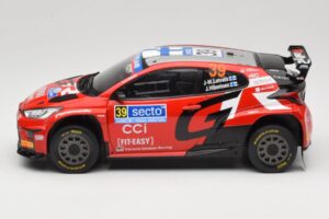 Toyota GR Yaris Rally2 #39 J-M. Latvala / E. Mälkönen Rally Finland 2024 IXO 1:18 18RMC211 Метал — снимка 3 от 6