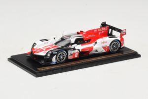 Toyota GR010 Hybrid Hypercar #8 S. Buemi / B. Hartley / R. Hirakawa Toyota Gazoo Racing 24 Hours of Le Mans 2023 Spark 1:43 T — снимка 3 от 4