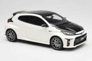 Toyota GRMN Yaris Rally Package Бял Otto 1:18 OT1071 Смола — снимка 4 от 6
