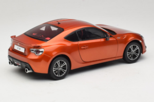 Toyota GT86 Червен Century Dragon 1:18 CD01 Метал — снимка 3 от 8