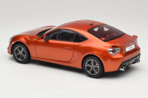Toyota GT86 Червен Century Dragon 1:18 CD01 Метал — снимка 7 от 8
