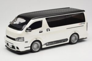Toyota Hiace Super GL Pearl White Otto 1:18 OT1136 Смола
