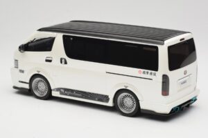 Toyota Hiace Super GL Pearl White Otto 1:18 OT1136 Смола — снимка 5 от 6