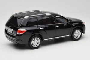 Toyota Highlander XU40 Черен Paudi Model 1:18 2043612-B1 Метал — снимка 3 от 8